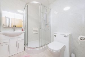 SHOWER ROOM- click for photo gallery